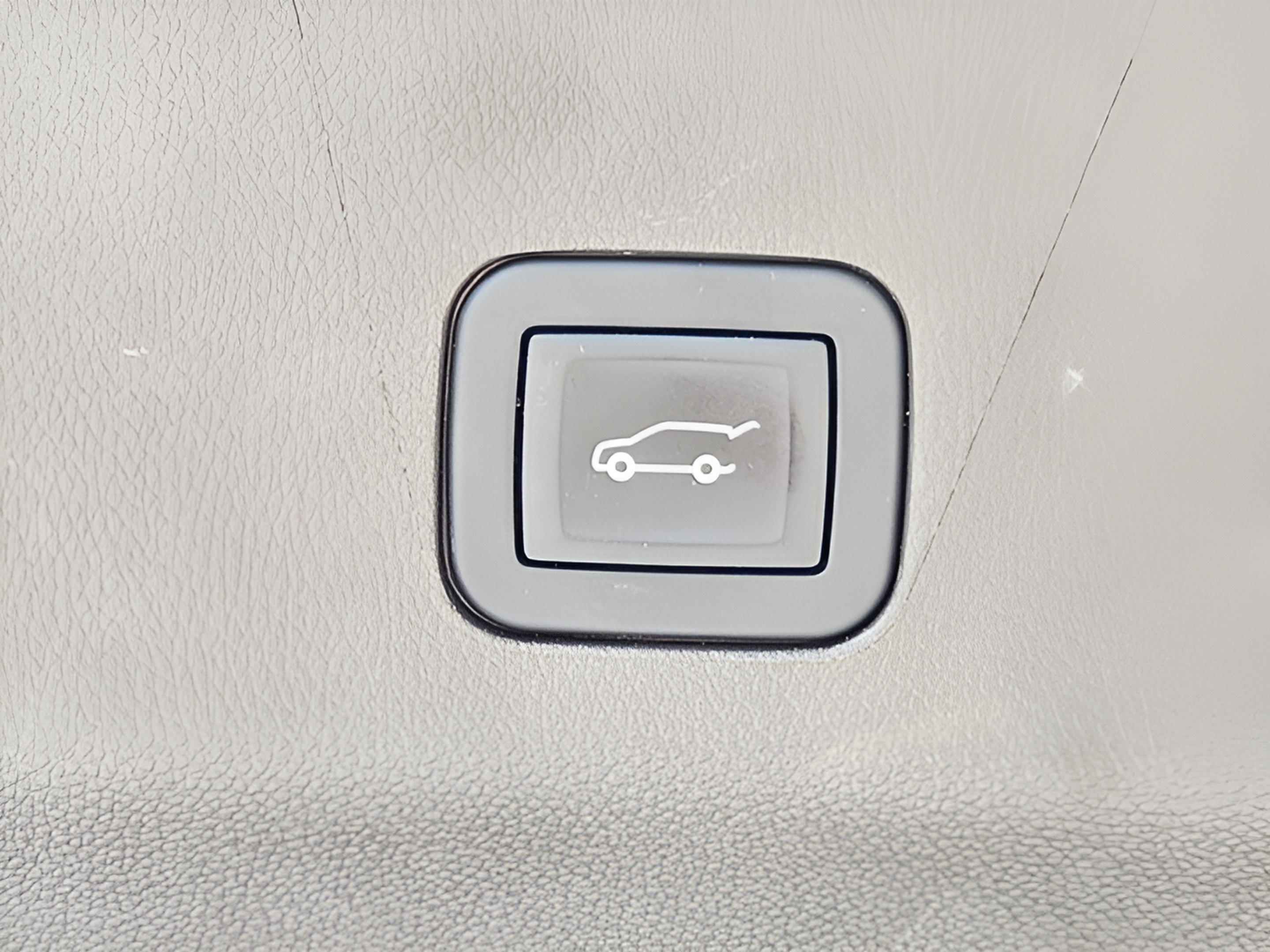 Used 2025 GMC Yukon Elevation AWD/4WD image 28