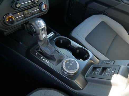 Used 2025 Ford Bronco 4-Door image 24