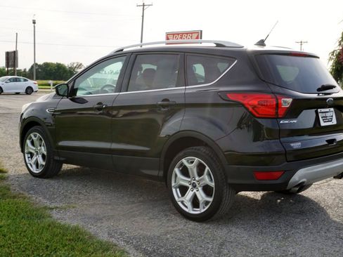 Used 2019 Ford Escape Titanium AWD/4WD image 12