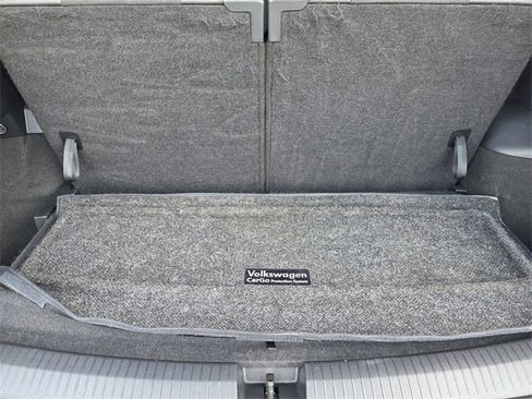 Used 2024 Volkswagen Tiguan SE R-Line image 27