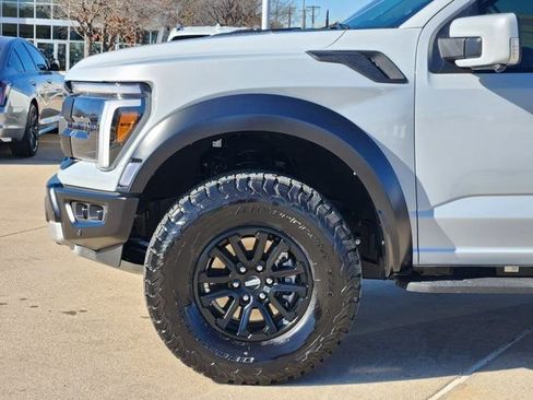 Used 2025 Ford F150 Raptor image 16