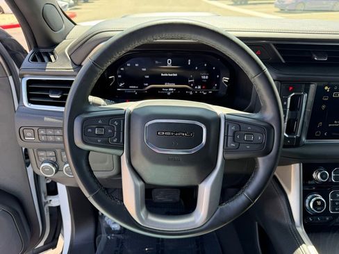 Certified 2024 GMC Yukon Denali AWD/4WD image 29