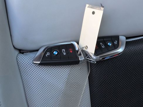 Used 2022 BMW M3 w/ Executive Package image 33