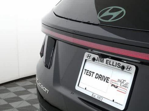 New 2026 Hyundai Tucson Limited image 12