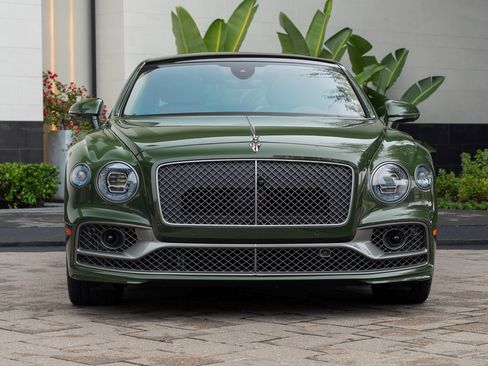 Certified 2024 Bentley Flying Spur W12 image 44