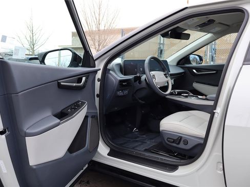 Certified 2023 Kia EV6 Wind image 12