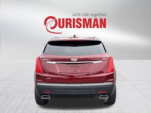 Used 2018 Cadillac XT5 Premium Luxury image 3