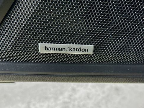 Used 2021 Subaru Outback Limited XT image 18