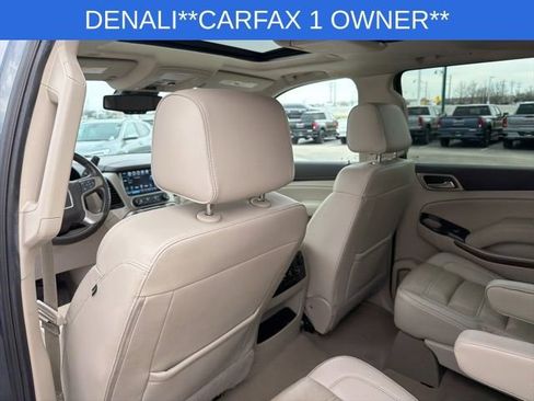 Used 2020 GMC Yukon XL Denali w/ Denali Premium Package image 21