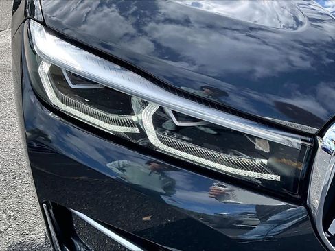 Used 2020 BMW 750i xDrive 750i xDrive w/ Executive Package image 27