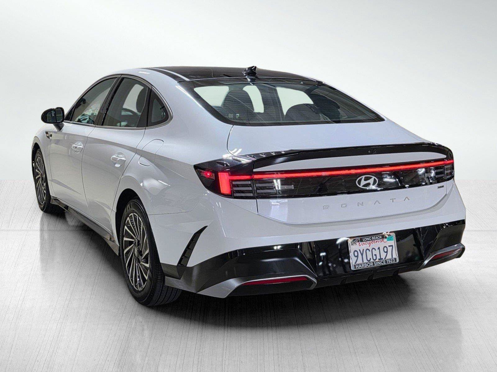 Used 2026 Hyundai Sonata SEL FWD image 5