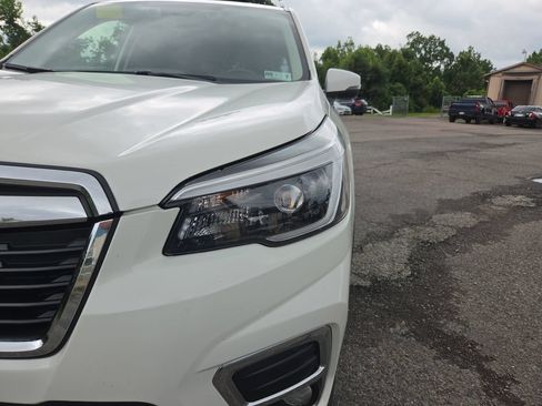Used 2021 Subaru Forester Limited AWD/4WD image 22