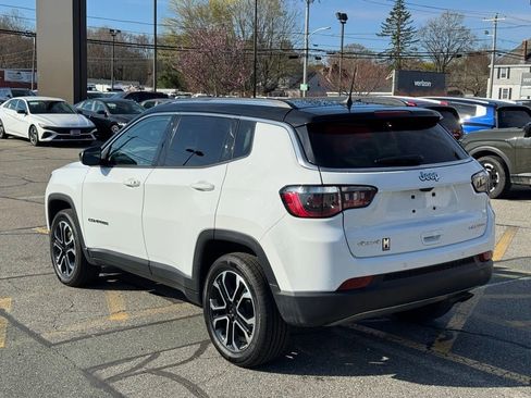 Used 2022 Jeep Compass Limited w/ Sun and Sound Group image 3