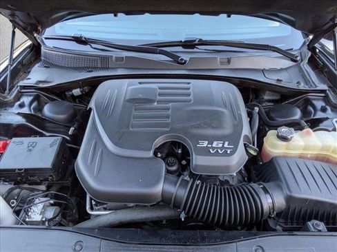 Used 2021 Dodge Charger SXT w/ Blacktop Package image 26