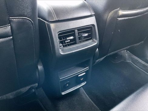 Certified 2024 Ford Edge Titanium image 33