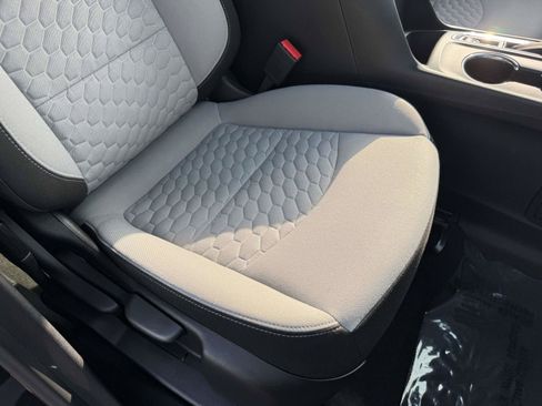 Used 2019 Chevrolet Equinox LT AWD/4WD image 10