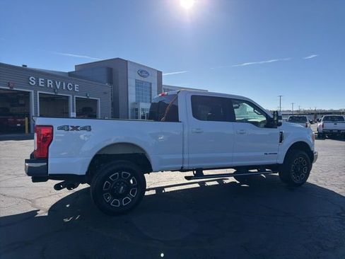 Used 2017 Ford F350 Lariat AWD/4WD image 10