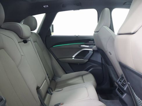 Certified 2025 Audi Q5 Premium Plus w/ Premium Plus image 24