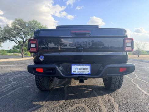 Used 2020 Jeep Gladiator Sport w/ Quick Order Package 24S image 13