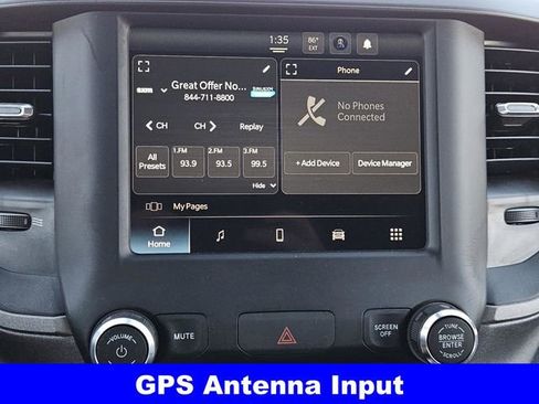 Used 2024 RAM 2500 Tradesman w/ Chrome Appearance Group image 15