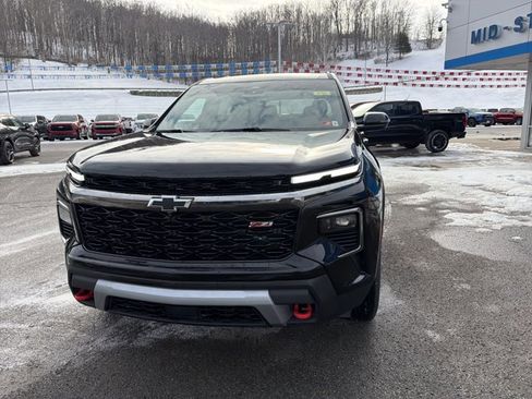 Used 2025 Chevrolet Traverse Z71 w/ Driver Confidence Package image 11