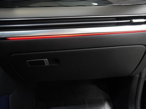 Used 2024 Hyundai Palisade Calligraphy image 38