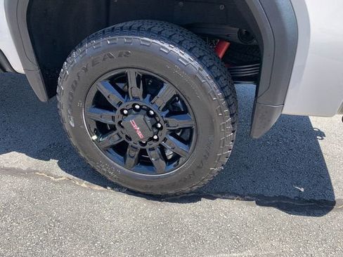 New 2026 GMC Sierra 2500 AT4 w/ Technology Package AWD/4WD image 10