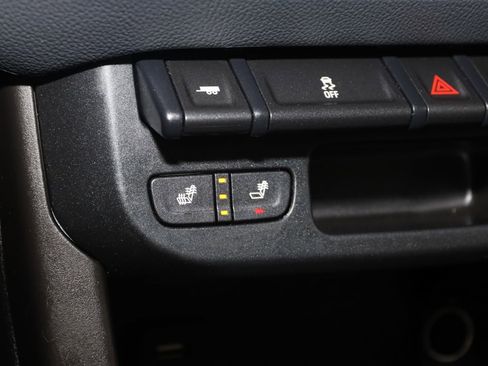 Used 2018 Chevrolet Colorado Z71 image 8