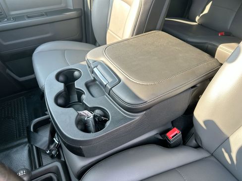 New 2024 RAM 3500 Tradesman w/ Chrome Appearance Group image 15