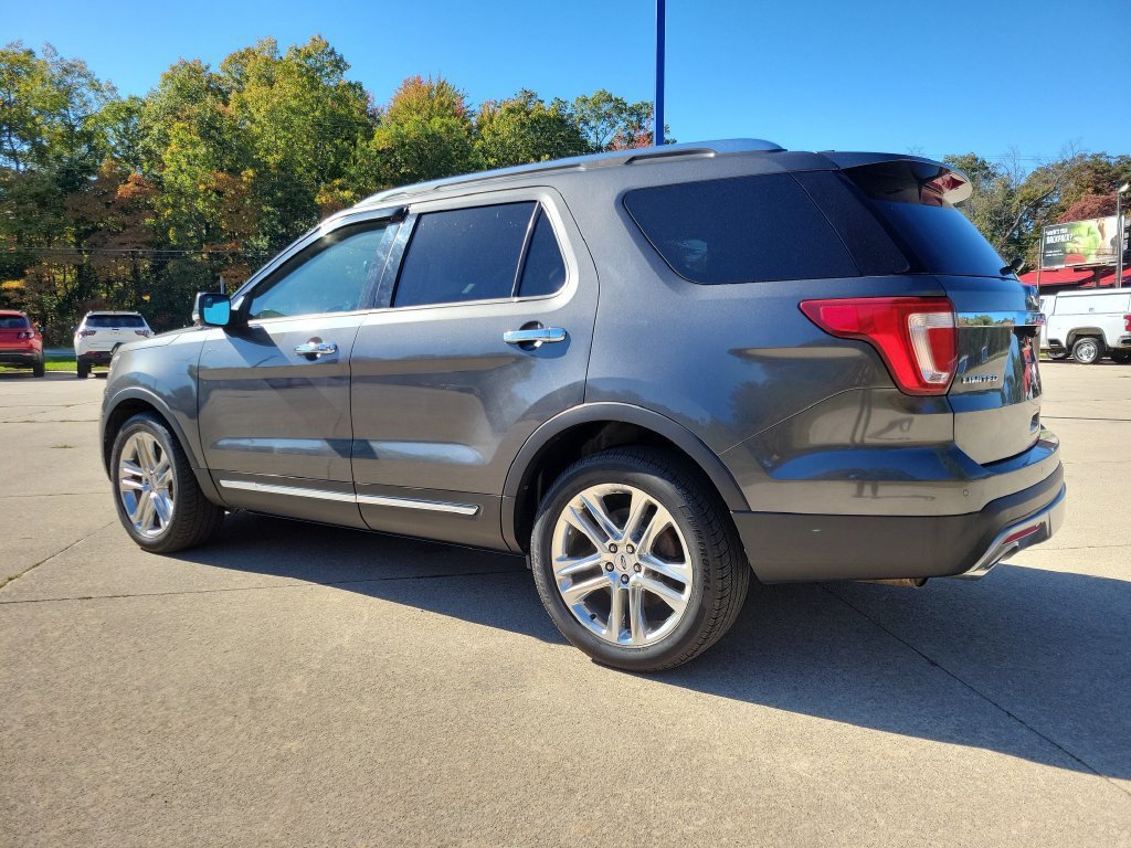 Used 2017 Ford Explorer Limited AWD/4WD image 3