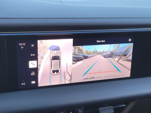 New 2025 Porsche Macan Electric RWD image 18