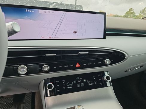 Certified 2026 Genesis GV70 2.5T Advanced image 20