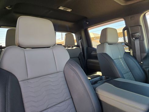 Certified 2026 Chevrolet Silverado 1500 ZR2 image 32