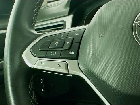 Used 2021 Volkswagen Atlas SE image 24