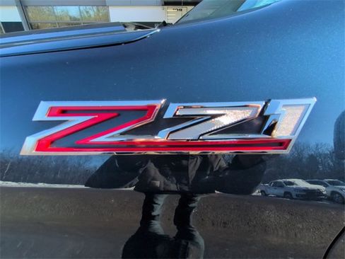 Used 2021 Chevrolet Silverado 1500 LT Trail Boss w/ Bed Protection Package image 31