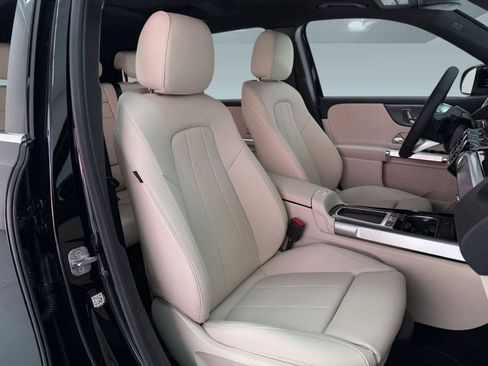 New 2026 Mercedes-Benz GLB 250 image 22