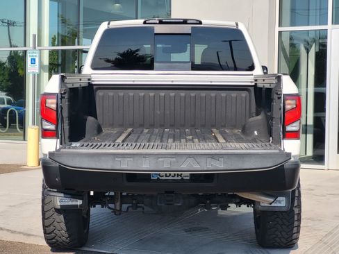 Used 2021 Nissan Titan PRO-4X w/ Pro-4x Convenience Package AWD/4WD image 29