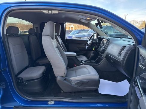Used 2018 Chevrolet Colorado W/T w/ WT Convenience Package image 36