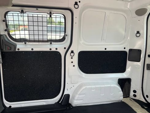 Used 2021 Nissan NV200 SV w/ Sliding Door Glass Package FWD image 19