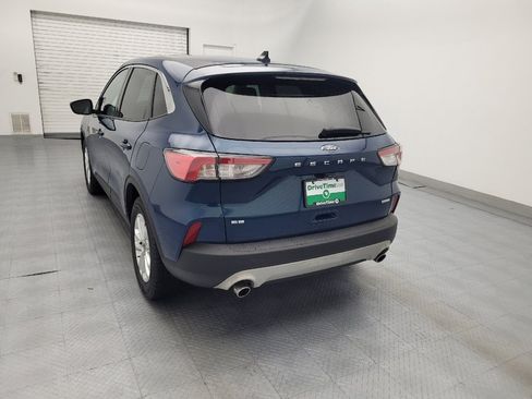 Used 2020 Ford Escape SE FWD image 6