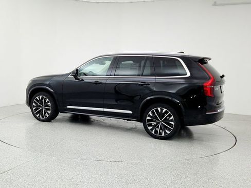 New 2026 Volvo XC90 B6 Plus w/ Protection Package image 7