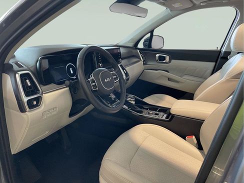 Used 2023 Kia Sorento SX AWD/4WD image 12