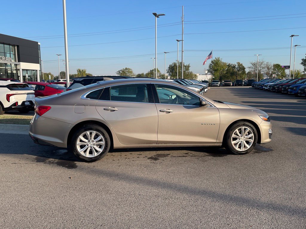 Used 2024 Chevrolet Malibu LT FWD image 9