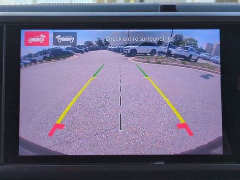 Used 2024 Jeep Wrangler Unlimited Sahara w/ Technology Group AWD/4WD image 20