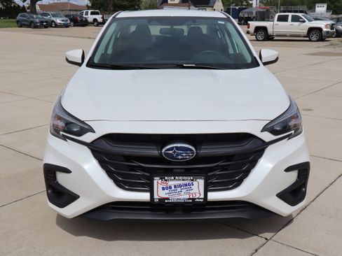Used 2025 Subaru Legacy Premium AWD/4WD image 3