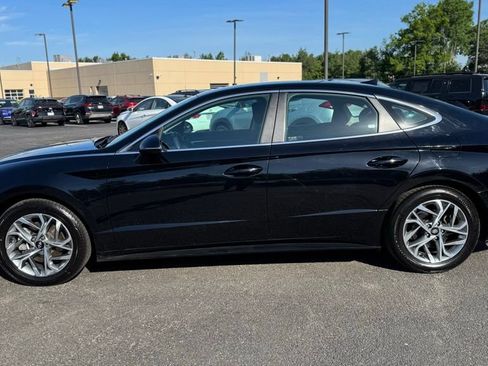 Used 2023 Hyundai Sonata SEL w/ Cargo Package FWD image 4