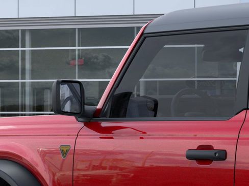 New 2025 Ford Bronco Badlands w/ Sasquatch Package image 47