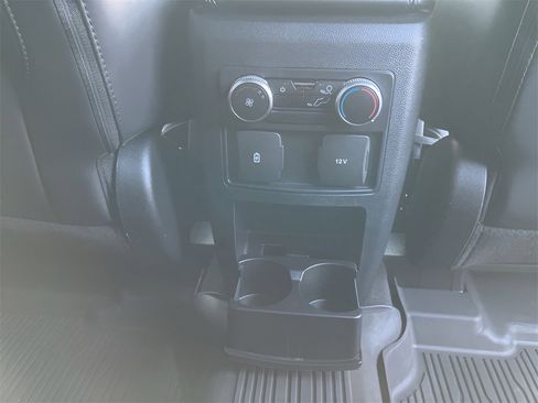 Used 2022 Ford Explorer XLT w/ Equipment Group 202A image 37