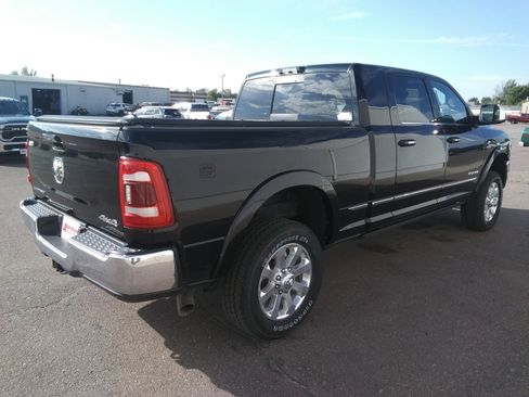 Used 2022 RAM 2500 Limited w/ Towing Technology Group image 5