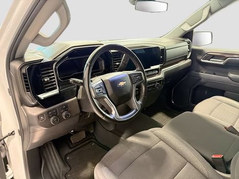 Certified 2023 Chevrolet Silverado 1500 LT w/ Z71 Off-Road Package AWD/4WD image 8